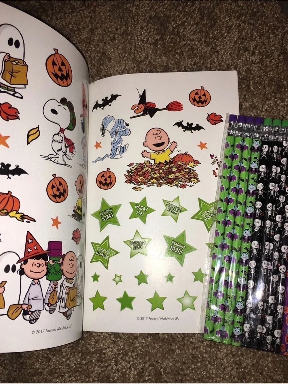 Ready to Read Level 2 You got a Rock Charlie Brown Halloween story Book Pencils